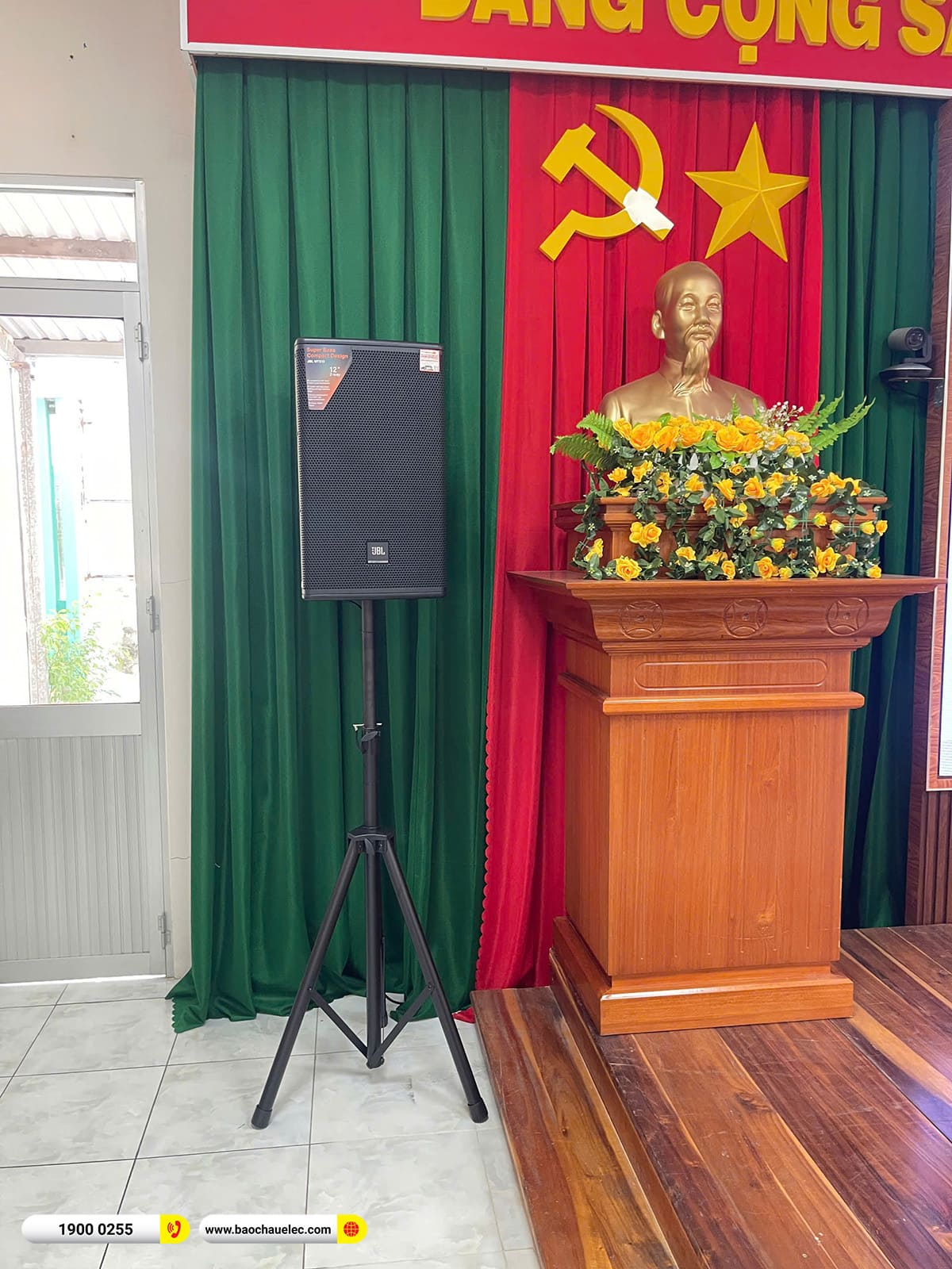 Lắp đặt dàn âm thanh hội trường JBL cho Ngân hàng Aribank Chợ Mới tại An Giang
