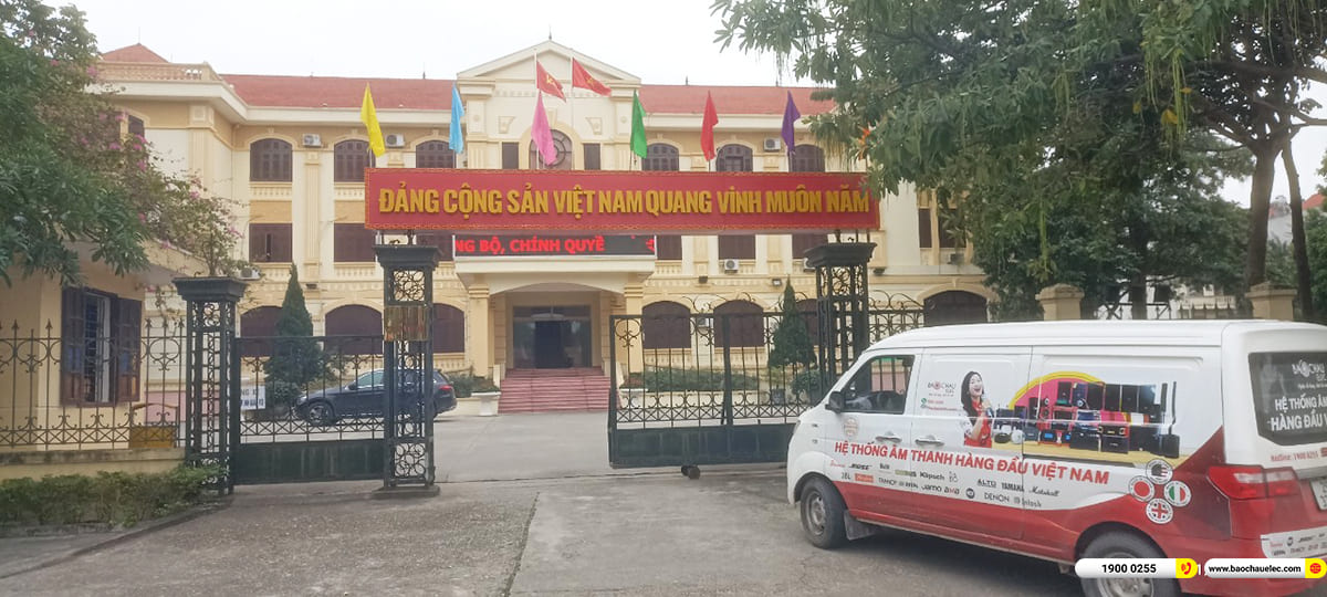 Lắp đặt d&agrave;n &acirc;m thanh hội trường RCF cho UBND thị x&atilde; Quế V&otilde; ở Bắc Ninh