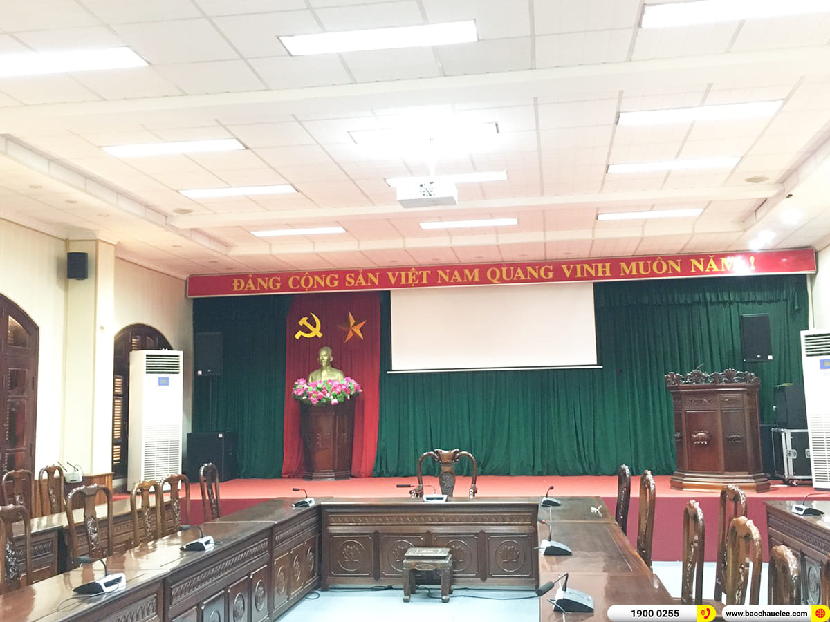 Lắp đặt d&agrave;n &acirc;m thanh hội trường RCF cho UBND thị x&atilde; Quế V&otilde; ở Bắc Ninh