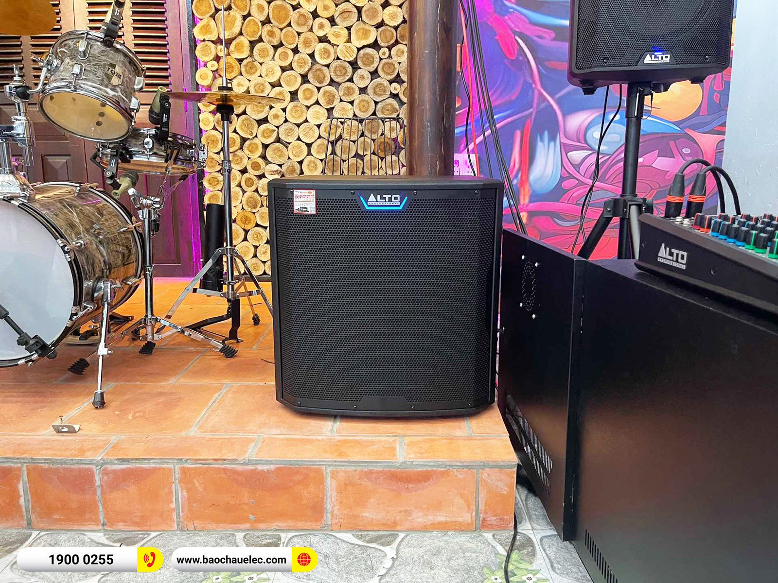 Lắp đặt d&agrave;n &acirc;m thanh Alto cho qu&aacute;n THE 1990 KAF&Eacute; tại Vũng T&agrave;u (Alto TX312, TS15S, JBL VM300, Live1604,&hellip;) 