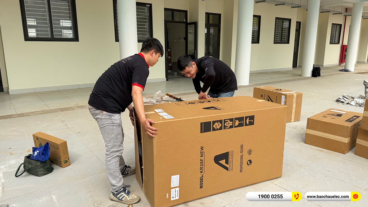 Lắp đặt d&agrave;n Line Array Actpro sự kiện, s&acirc;n khấu cho Trường THCS Trung H&ograve;a tại H&agrave; Nội 