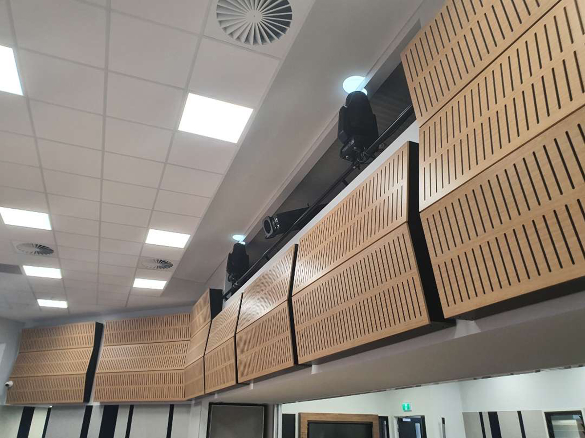 Thiết lập hệ thống dBTechnologies cho trường ĐH Toowoomba tại Australia