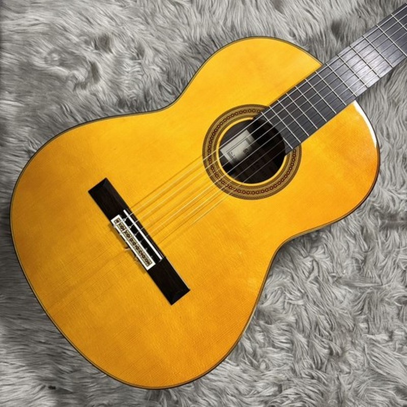 Đ&agrave;n guitar classic Yamaha GC32S