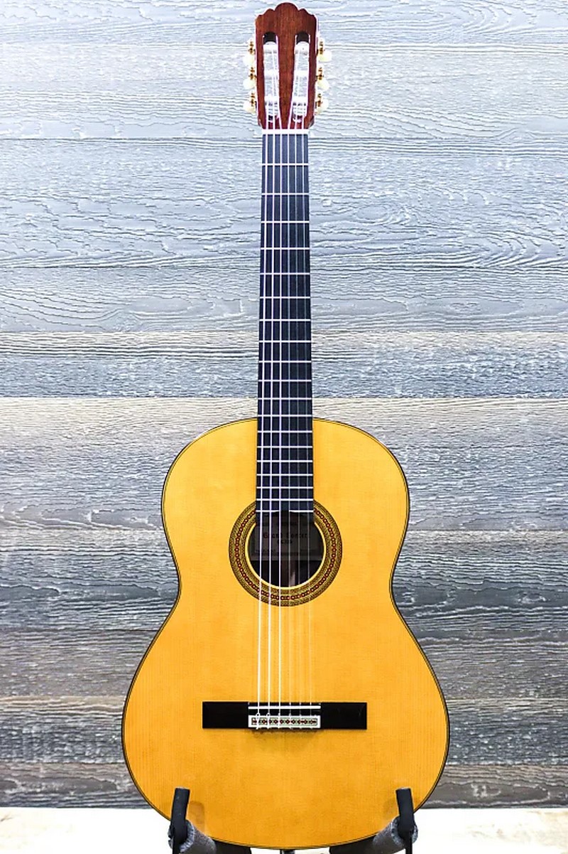 Đ&agrave;n guitar classic Yamaha GC32S