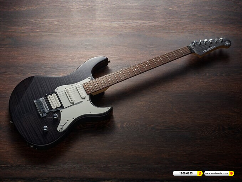 Đ&agrave;n Guitar Điện Yamaha PAC212VQM