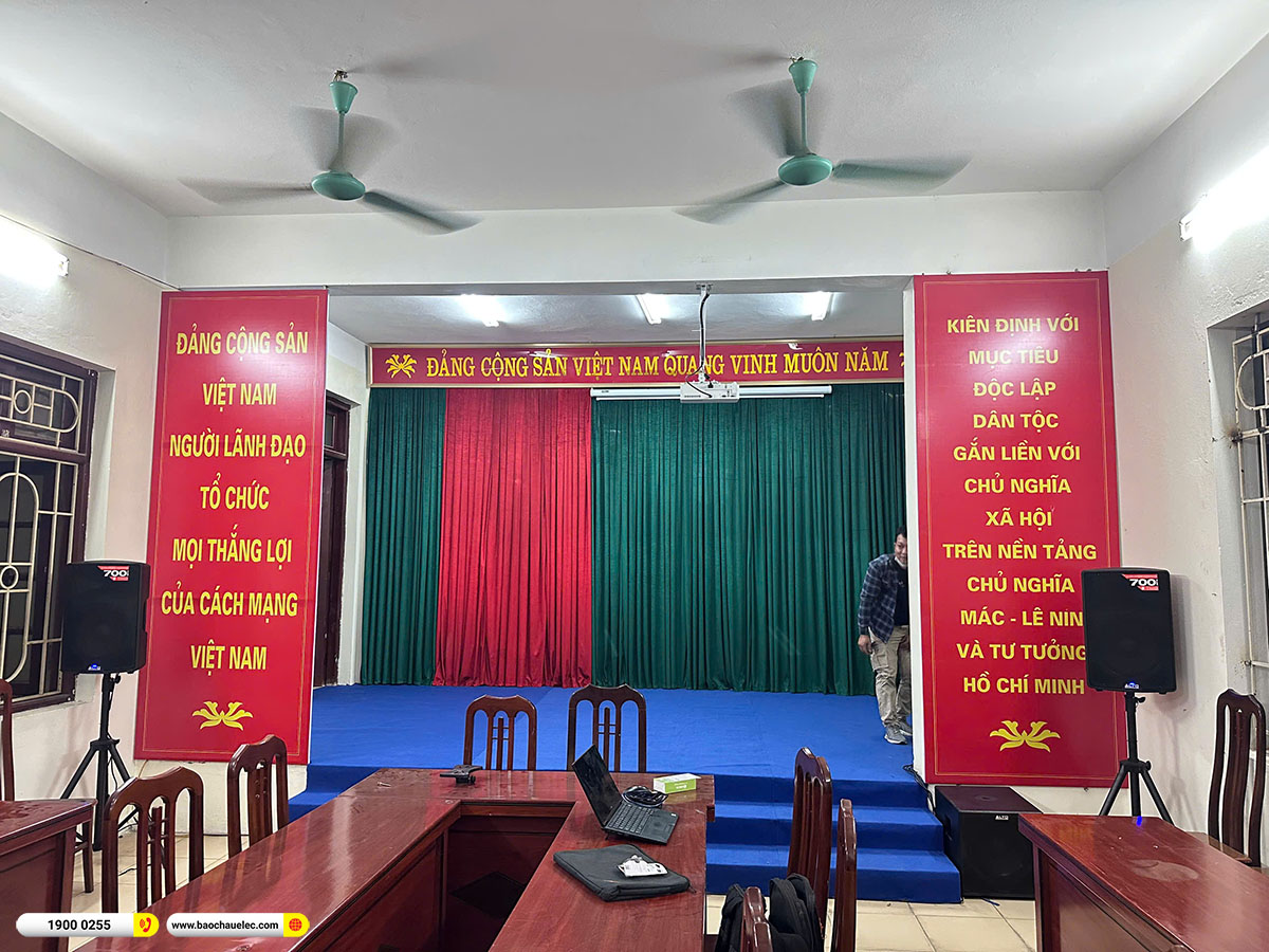 Lắp đặt d&agrave;n &acirc;m thanh hội trường hơn 28tr cho Trung t&acirc;m GDTX H&agrave; Đ&ocirc;ng tại H&agrave; Nội 