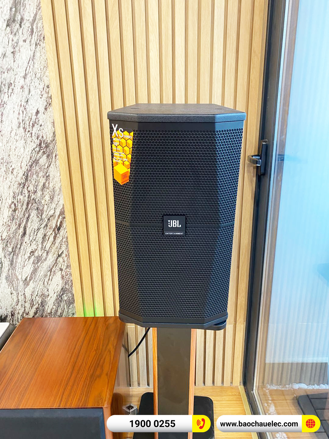 Lắp đặt d&agrave;n karaoke JBL hơn 42tr cho anh Ho&agrave;ng tại H&agrave; Nội (JBL XS10, Denon Pro DP-N1600, SW512C)