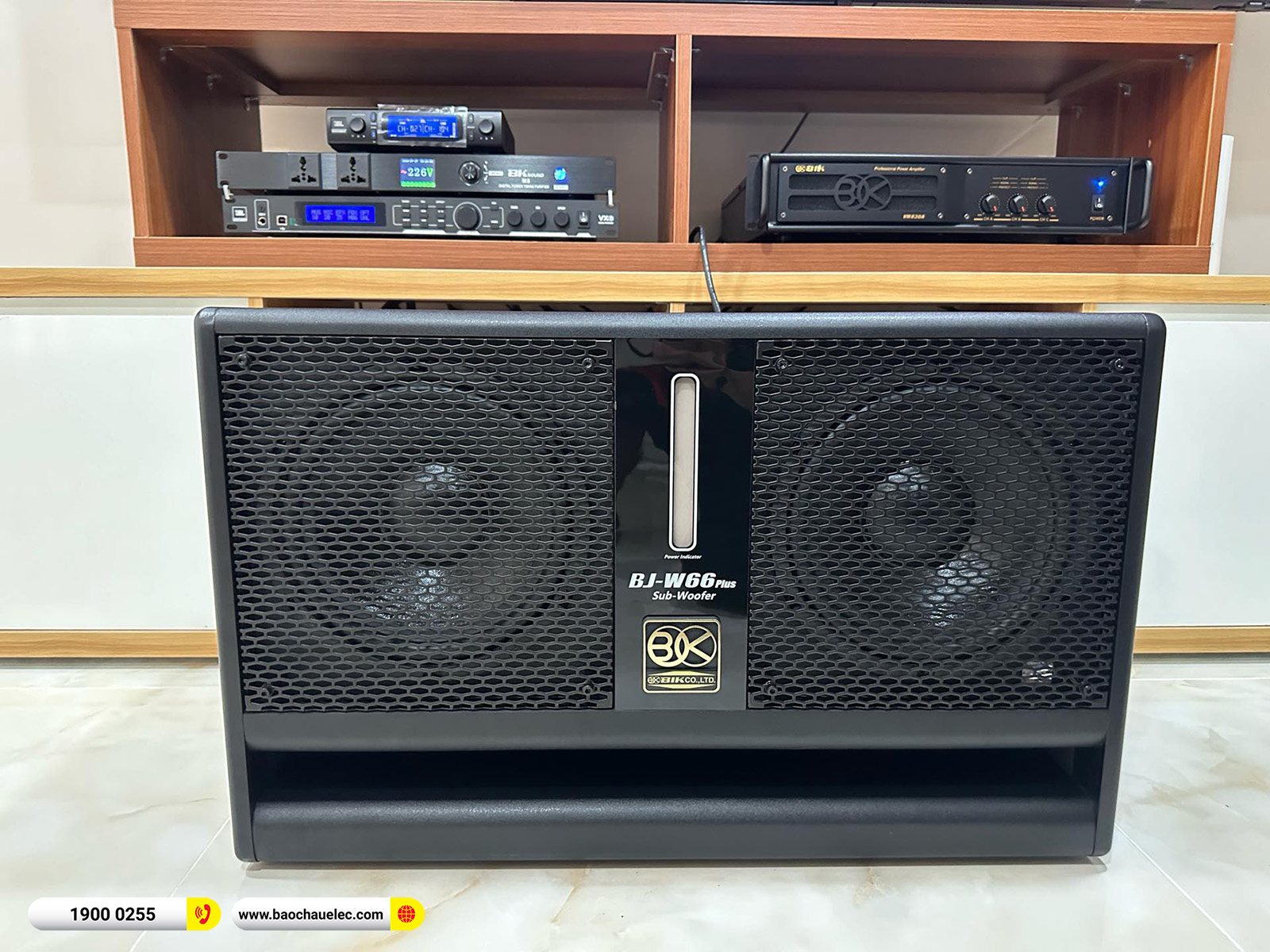 Lắp đặt d&agrave;n karaoke RCF hơn 76tr cho anh Huy tại TPHCM