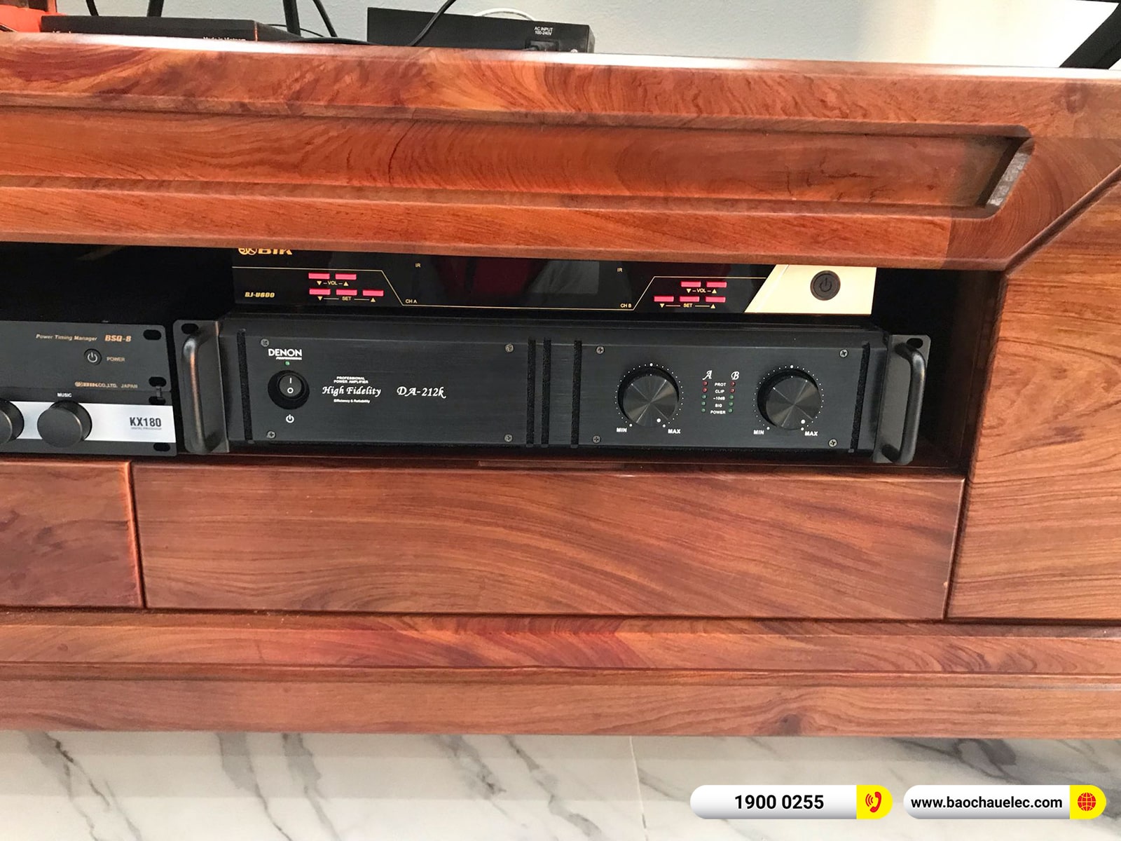 Dàn karaoke gia đình anh Long tại Nam Định