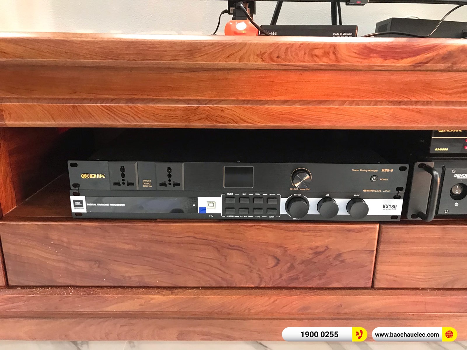 Dàn karaoke gia đình anh Long tại Nam Định