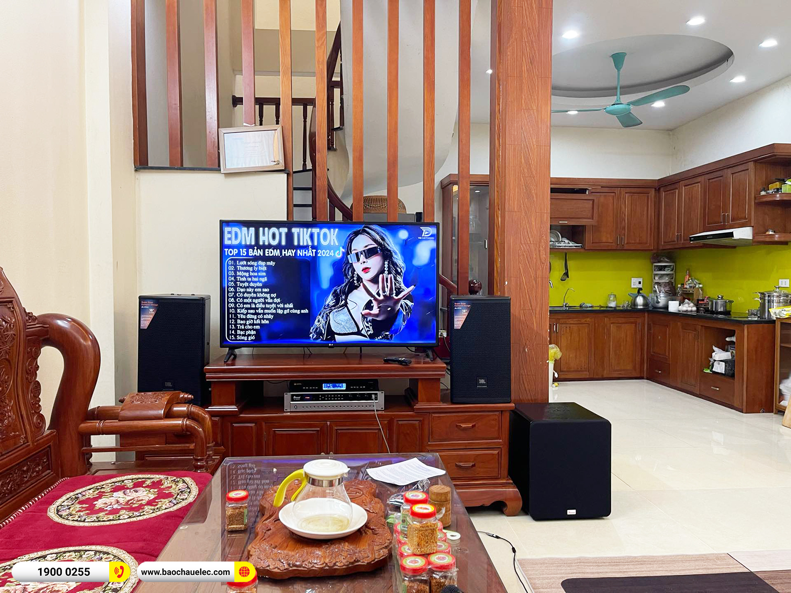 Lắp đặt d&agrave;n karaoke JBL hơn 39tr cho chị Hồng tại H&agrave; Nội 
