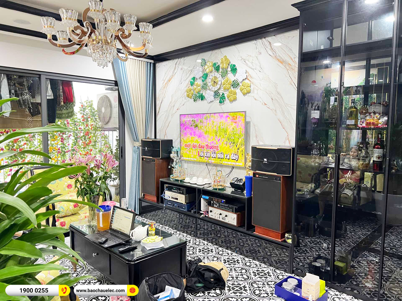 Lắp đặt d&agrave;n karaoke JBL hơn 38tr cho chị Thanh tại H&agrave; Nội