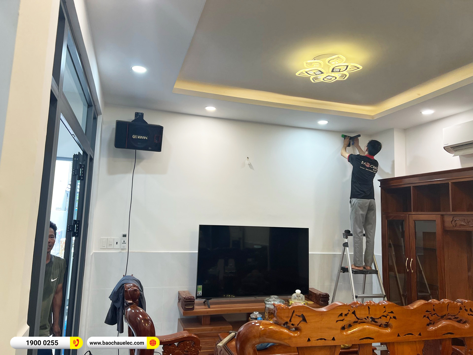 Lắp đặt d&agrave;n karaoke BIK gần 22tr cho chị Thảo tại TPHCM