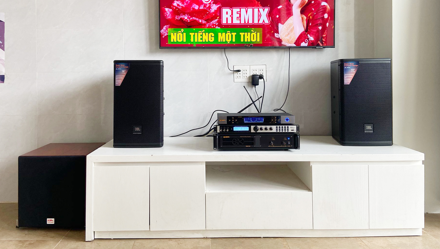 Ảnh c&ocirc;ng tr&igrave;nh sử dụng Loa JBL MTS10