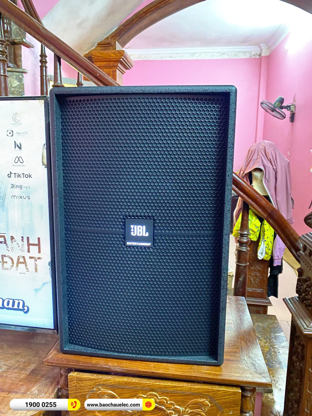 Lắp đặt d&agrave;n karaoke JBL khoảng 78tr cho anh Chuẩn tại H&agrave; Nội
