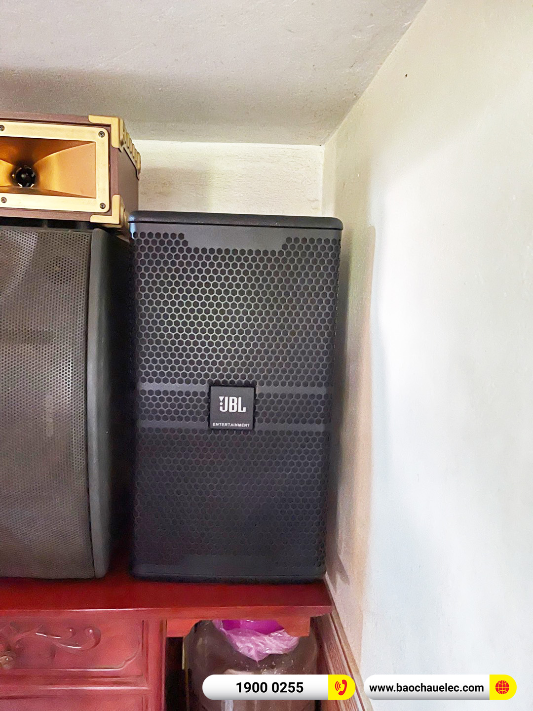 Lắp đặt d&agrave;n karaoke JBL hơn 63tr cho anh Đo&agrave;i tại Hưng Y&ecirc;n