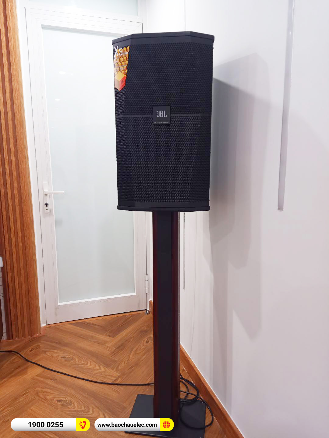 Lắp đặt d&agrave;n karaoke JBL hơn 95tr cho anh Dũng tại H&agrave; Nội