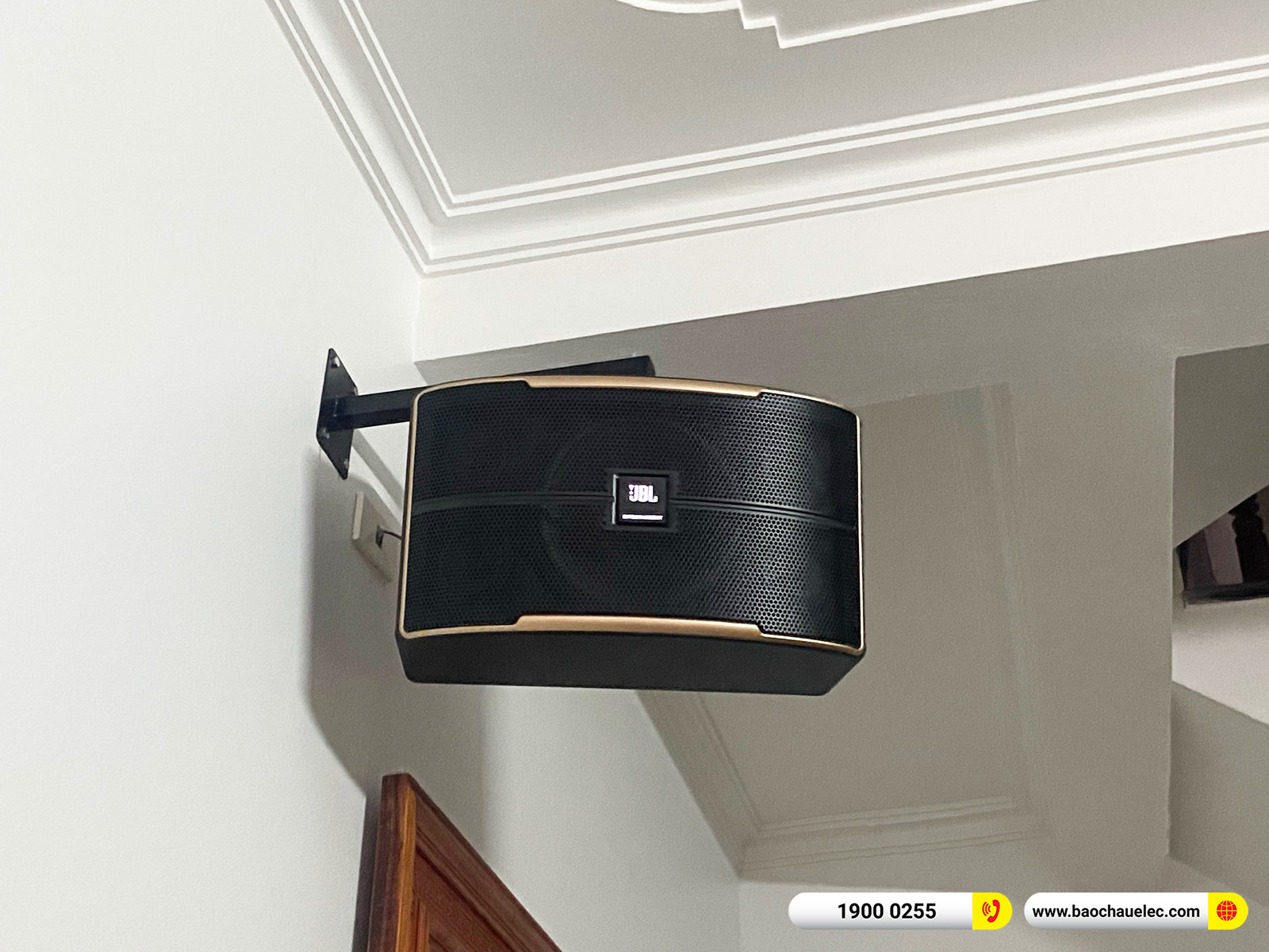 Lắp đặt d&agrave;n karaoke JBL hơn 28tr cho anh Minh tại Quảng Ninh (JBL Pasion 10, BKSound DKA 8500, SW612MK II) 