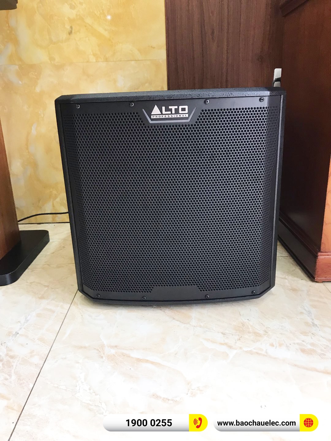 Lắp đặt d&agrave;n karaoke JBL hơn 81tr cho anh Ph&aacute;n tại Nam Định (JBL XS12, JBL V10, JBL VX8, Alto TS12S)