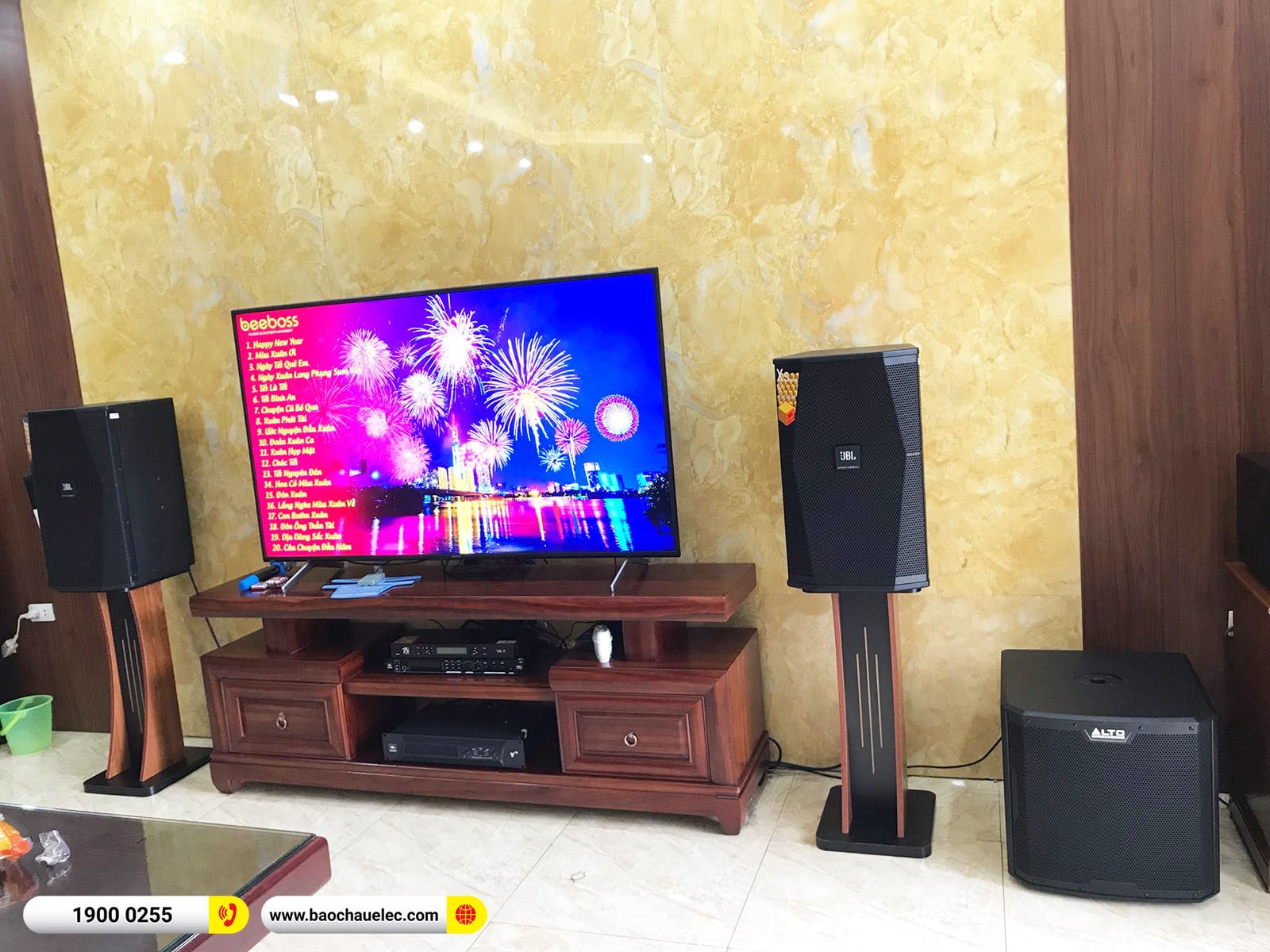 Lắp đặt d&agrave;n karaoke JBL hơn 81tr cho anh Ph&aacute;n tại Nam Định (JBL XS12, JBL V10, JBL VX8, Alto TS12S)