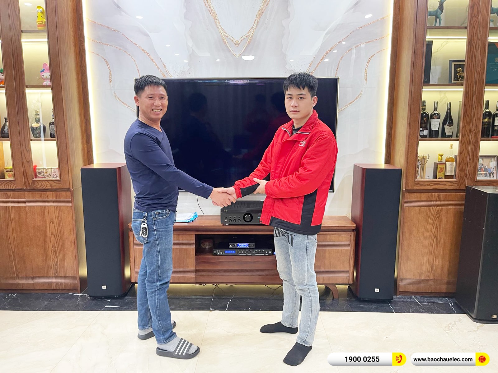 Lắp đặt d&agrave;n karaoke, nghe nhạc JBL hơn 96tr cho anh Ho&agrave;ng tại Hải Ph&ograve;ng (JBL Studio 698, PMA 1700NE, JBL VX8, VM300) 