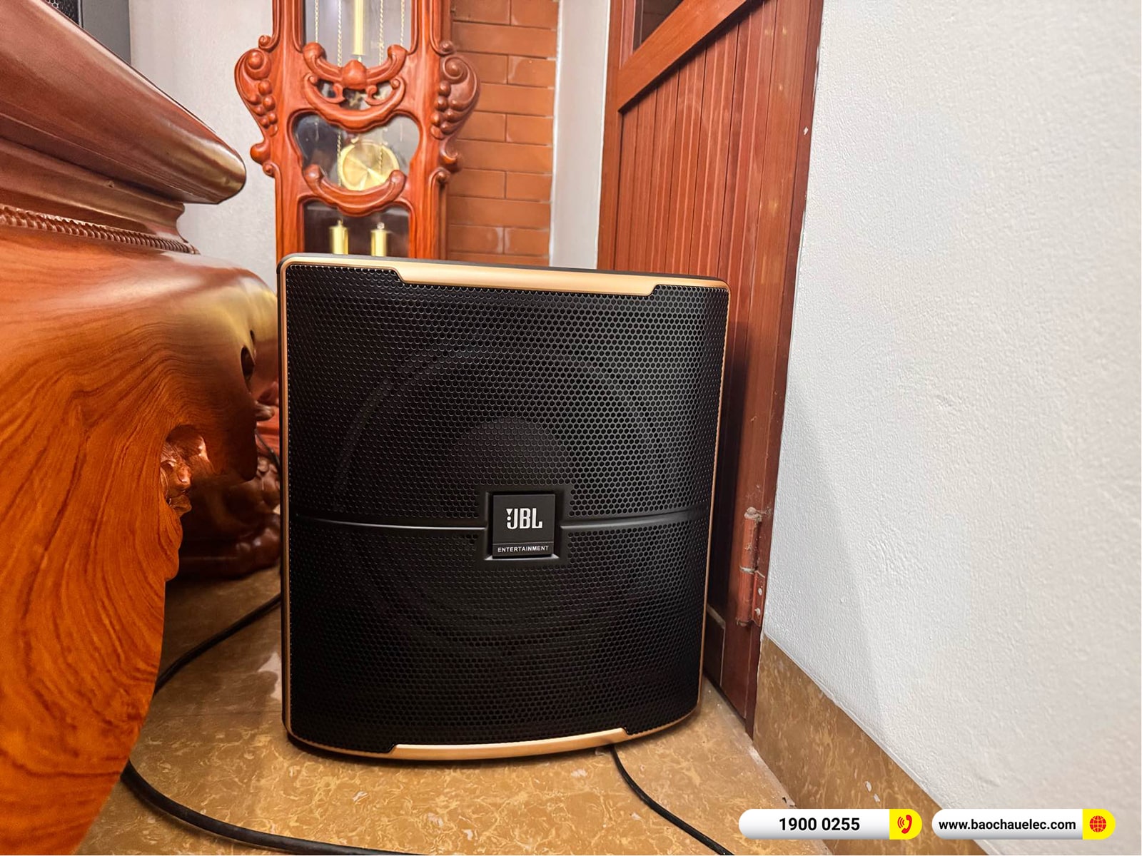 Lắp đặt d&agrave;n karaoke RCF gần 72tr cho anh Tập tại H&agrave; Nội
