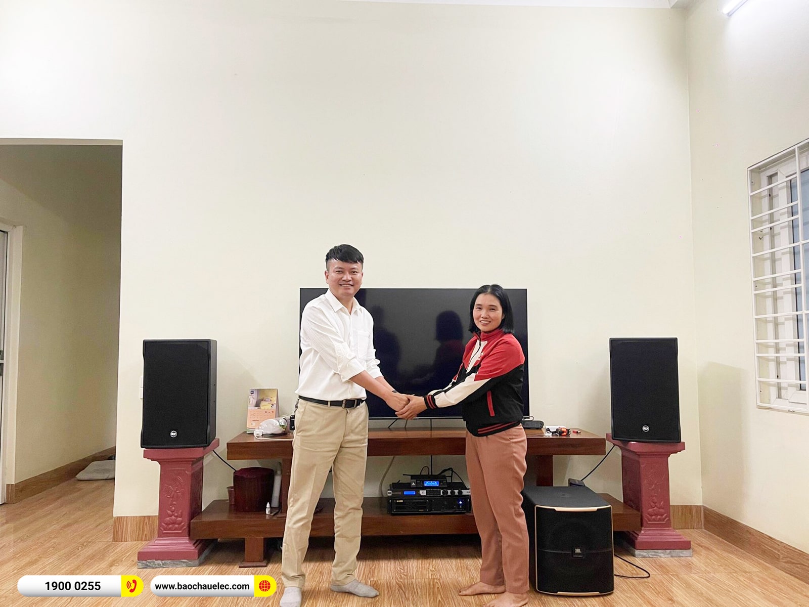 Lắp đặt d&agrave;n karaoke RCF gần 56tr cho anh T&igrave;nh tại Vĩnh Ph&uacute;c (RCF EMAX 3112 MK2, VM820A, KX180A, Pasion 12SP,&hellip;)