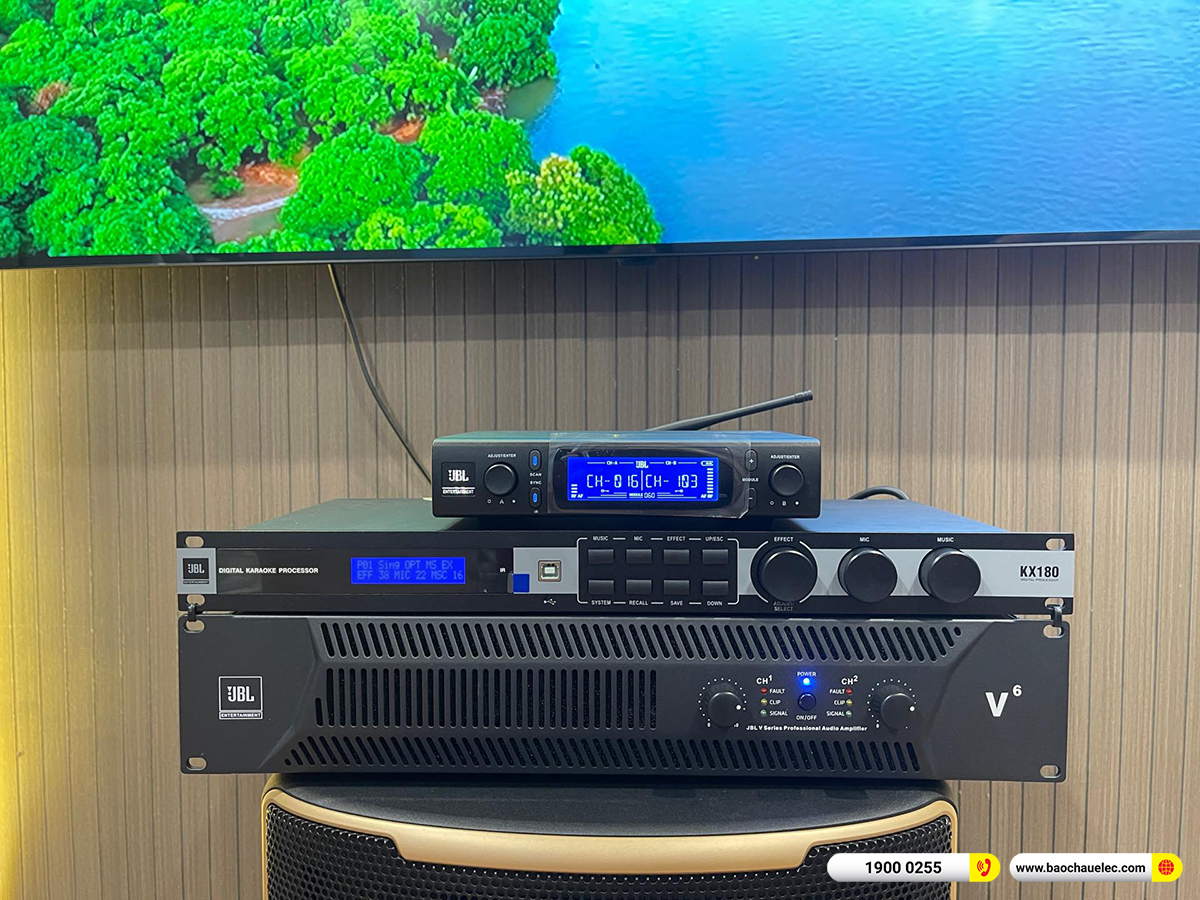 Lắp đặt d&agrave;n karaoke RCF hơn 78tr cho chị Minh tại H&agrave; Nội 