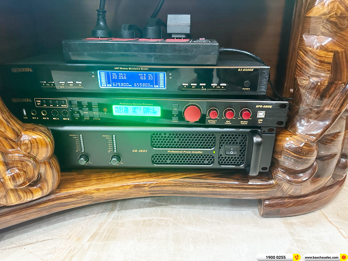 Lắp đặt d&agrave;n karaoke RCF gần 55tr cho anh Mộng ở TPHCM