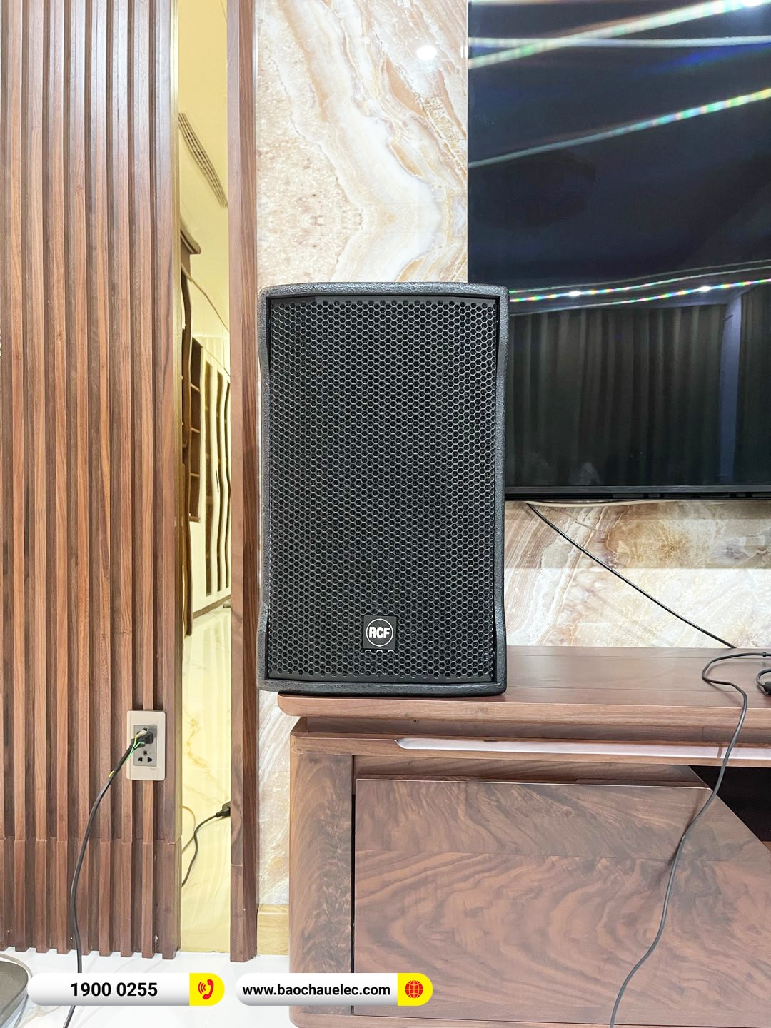 Lắp đặt d&agrave;n karaoke RCF hơn 114tr cho ch&uacute; Th&agrave;nh tại H&agrave; Nội (RCF CMAX 4110, JBL V8, JBL VX8, 702AS II, VM300,&hellip;)