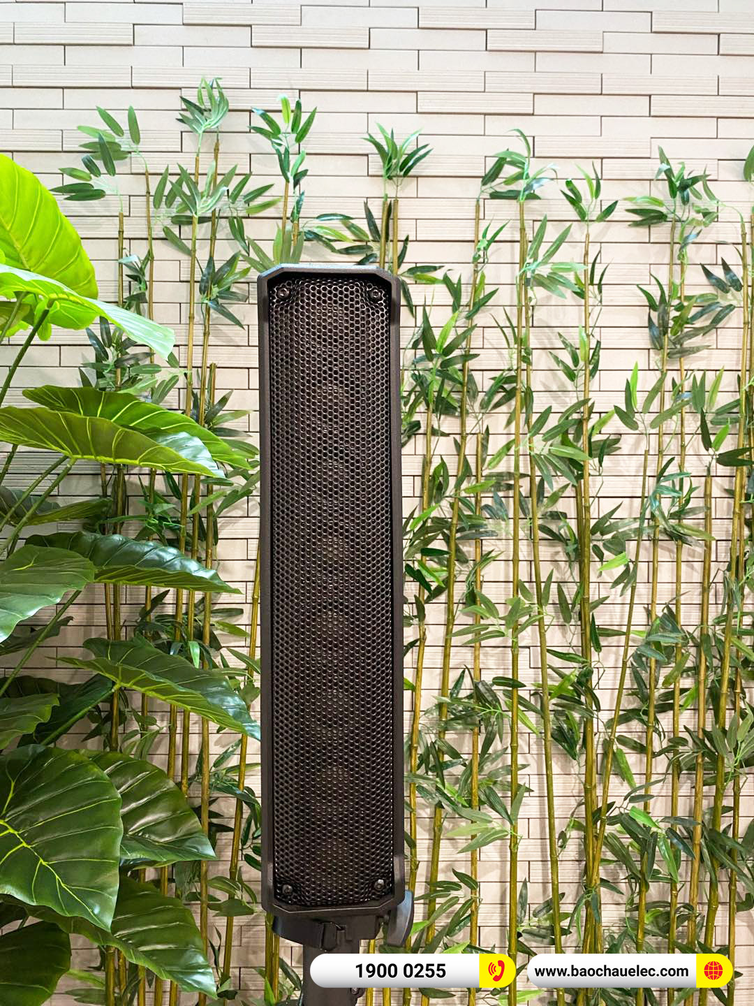 Lắp đặt d&agrave;n karaoke di động RCF hơn 102tr cho anh Sơn tại H&agrave; Nội