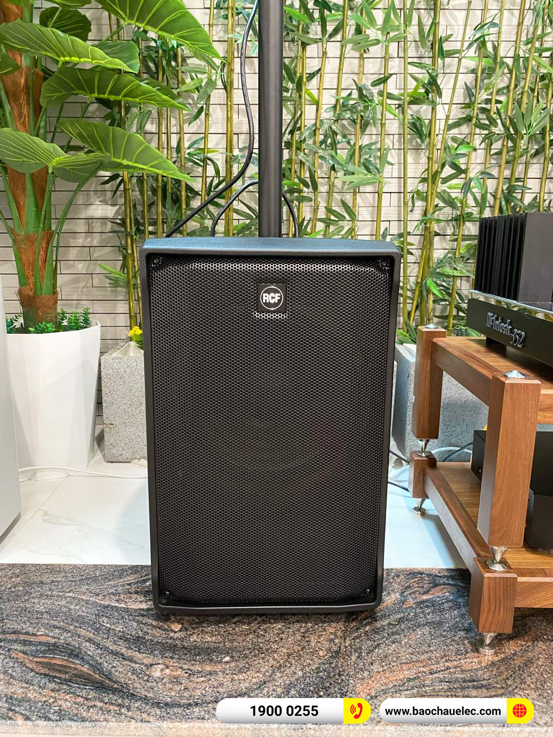 Lắp đặt d&agrave;n karaoke di động RCF hơn 102tr cho anh Sơn tại H&agrave; Nội