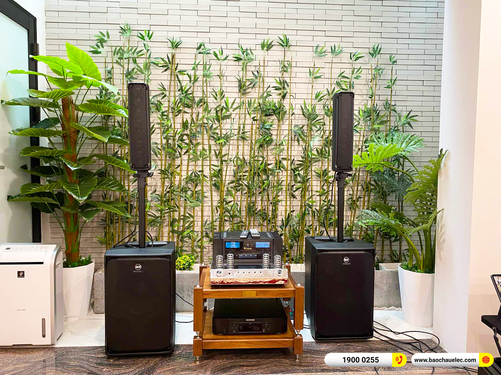 Lắp đặt d&agrave;n karaoke di động RCF hơn 102tr cho anh Sơn tại H&agrave; Nội