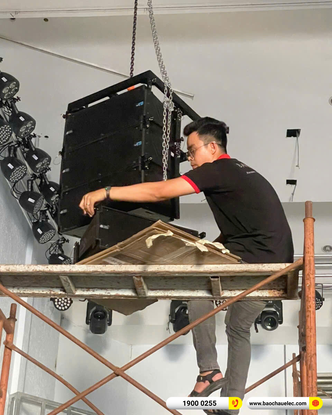 Lắp đặt d&agrave;n Line Array dBTechnologies sự kiện, s&acirc;n khấu cho Ủy Ban Nh&acirc;n D&acirc;n Huyện Nh&agrave; B&egrave; tại TP HCM