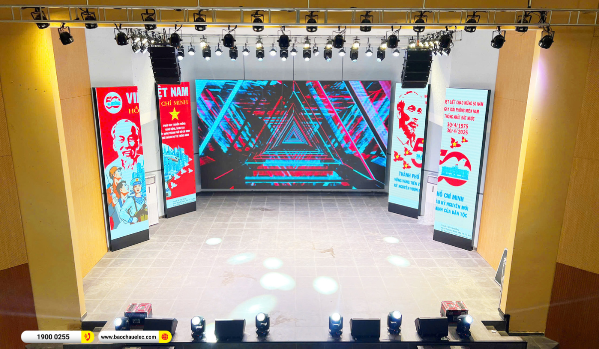 Lắp đặt d&agrave;n Line Array dBTechnologies sự kiện, s&acirc;n khấu cho Ủy Ban Nh&acirc;n D&acirc;n Huyện Nh&agrave; B&egrave; tại TP HCM