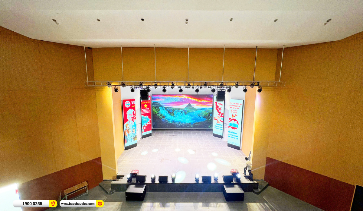 Lắp đặt d&agrave;n Line Array dBTechnologies sự kiện, s&acirc;n khấu cho Ủy Ban Nh&acirc;n D&acirc;n Huyện Nh&agrave; B&egrave; tại TP HCM