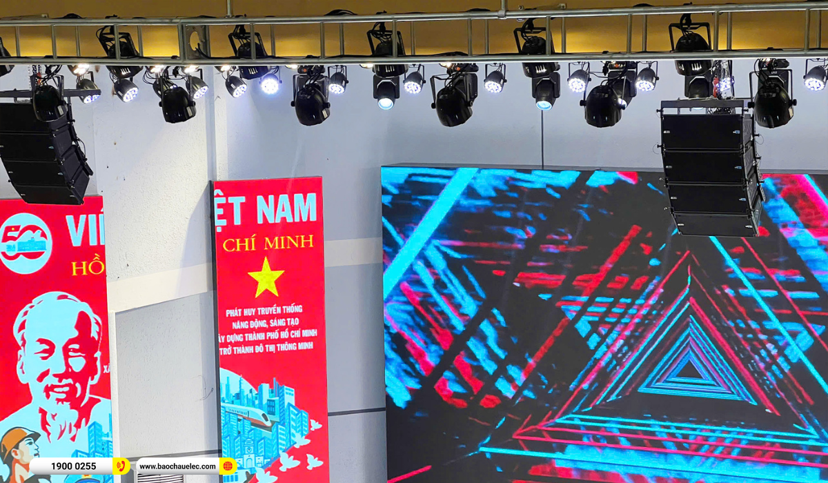 Lắp đặt d&agrave;n Line Array dBTechnologies sự kiện, s&acirc;n khấu cho Ủy Ban Nh&acirc;n D&acirc;n Huyện Nh&agrave; B&egrave; tại TP HCM