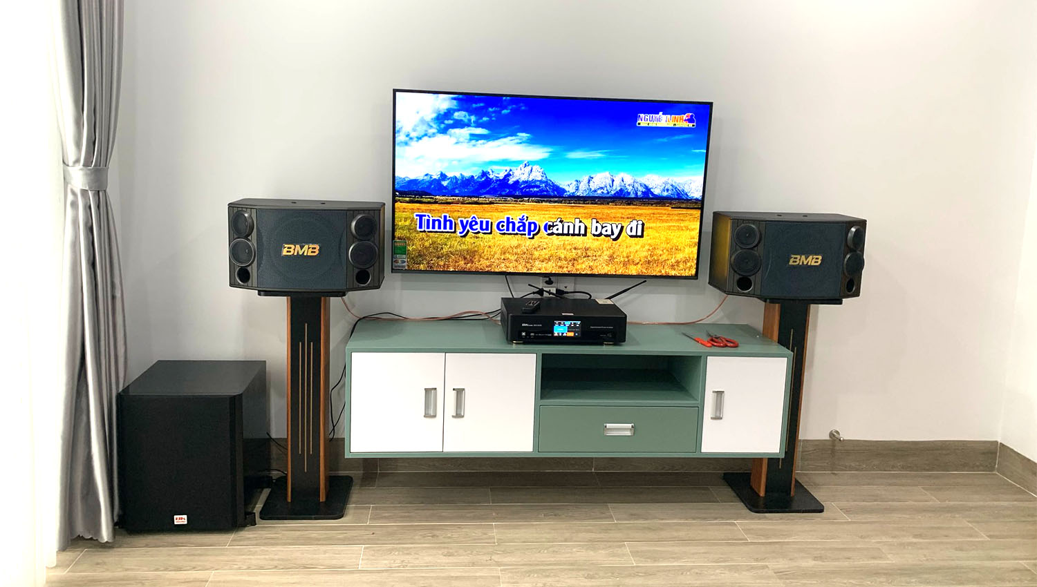 Dàn Loa BMB 880se lắp đặt tại gia đình khách hàng