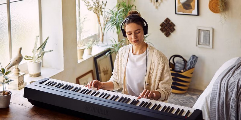 Đ&agrave;n piano Yamaha P-45
