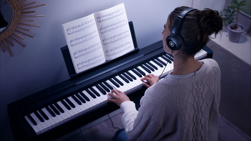 Đ&agrave;n piano Yamaha P-45
