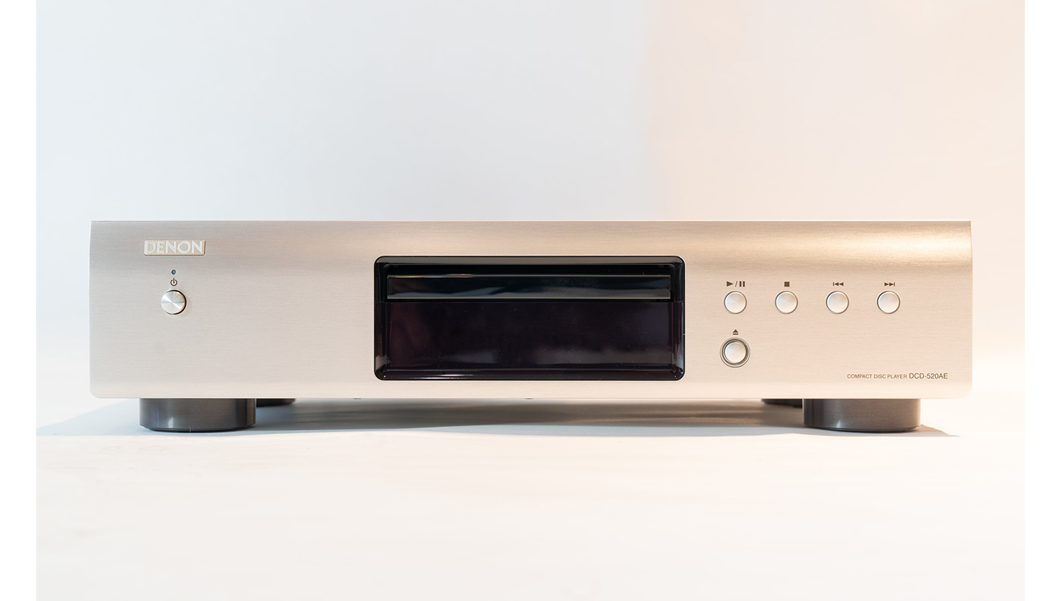 mặt trước Đầu Denon DCD-520AE