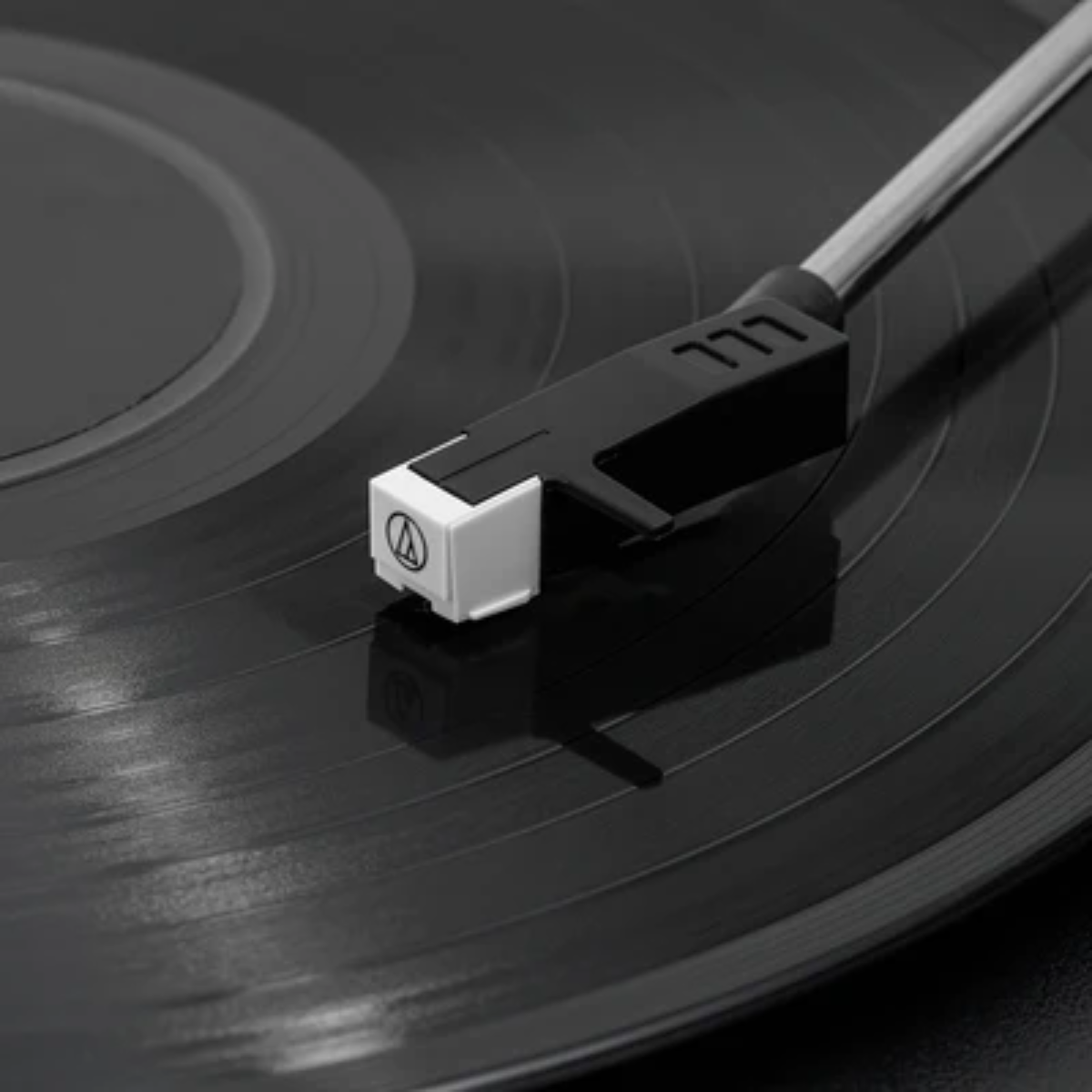 Đầu đĩa than Victrola The Eastwood II