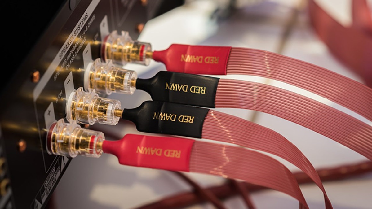 D&acirc;y Loa Nordost Red Dawn