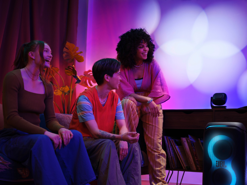 Đ&egrave;n JBL PartyLight Beam