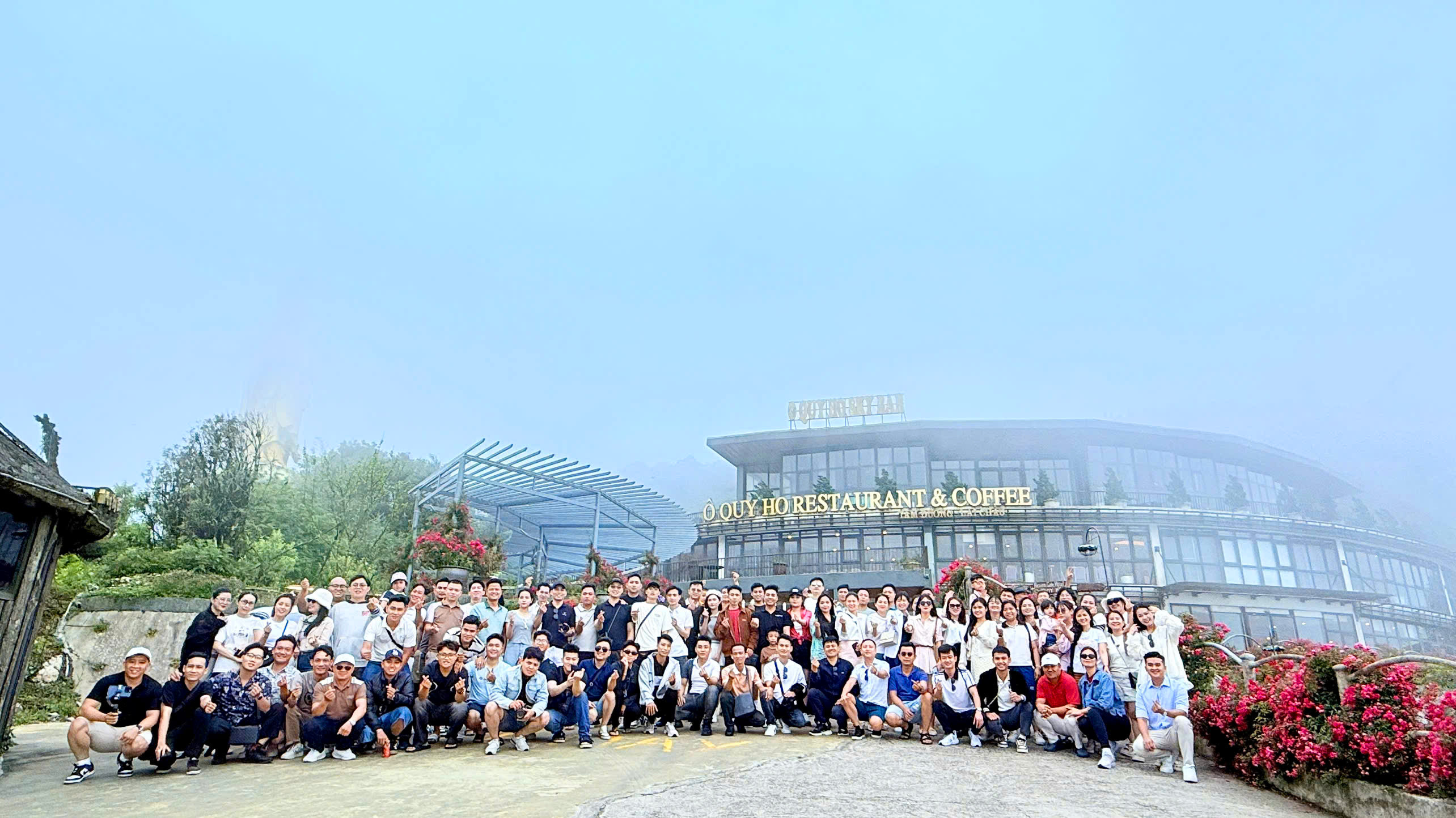 Bảo Ch&acirc;u Elec chinh phục đỉnh Fansipan - H&agrave;nh tr&igrave;nh gắn kết v&agrave; bứt ph&aacute;