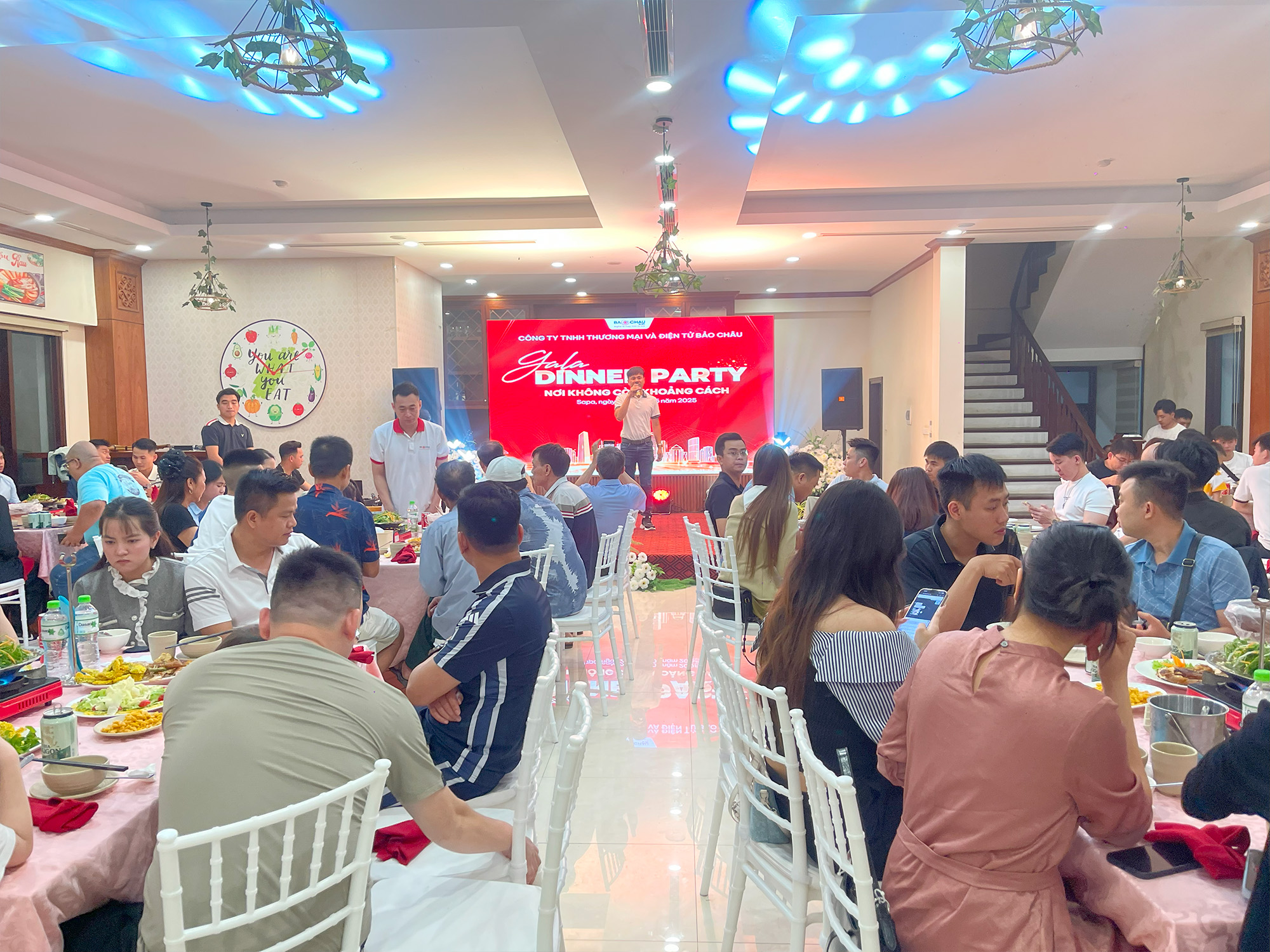 Bảo Ch&acirc;u Elec chinh phục đỉnh Fansipan - H&agrave;nh tr&igrave;nh gắn kết v&agrave; bứt ph&aacute;