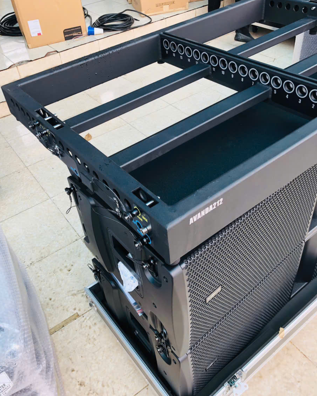 Giá Treo Loa Array Audiocenter Avanda