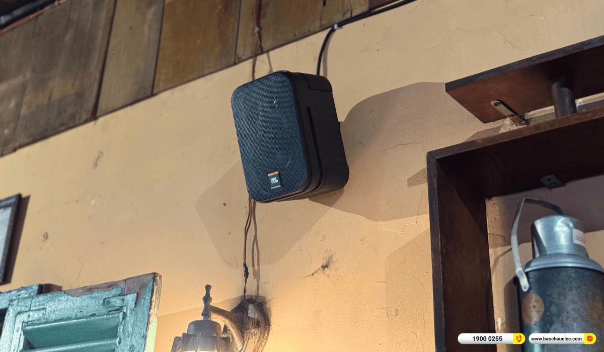 JBL Control 1 Pro