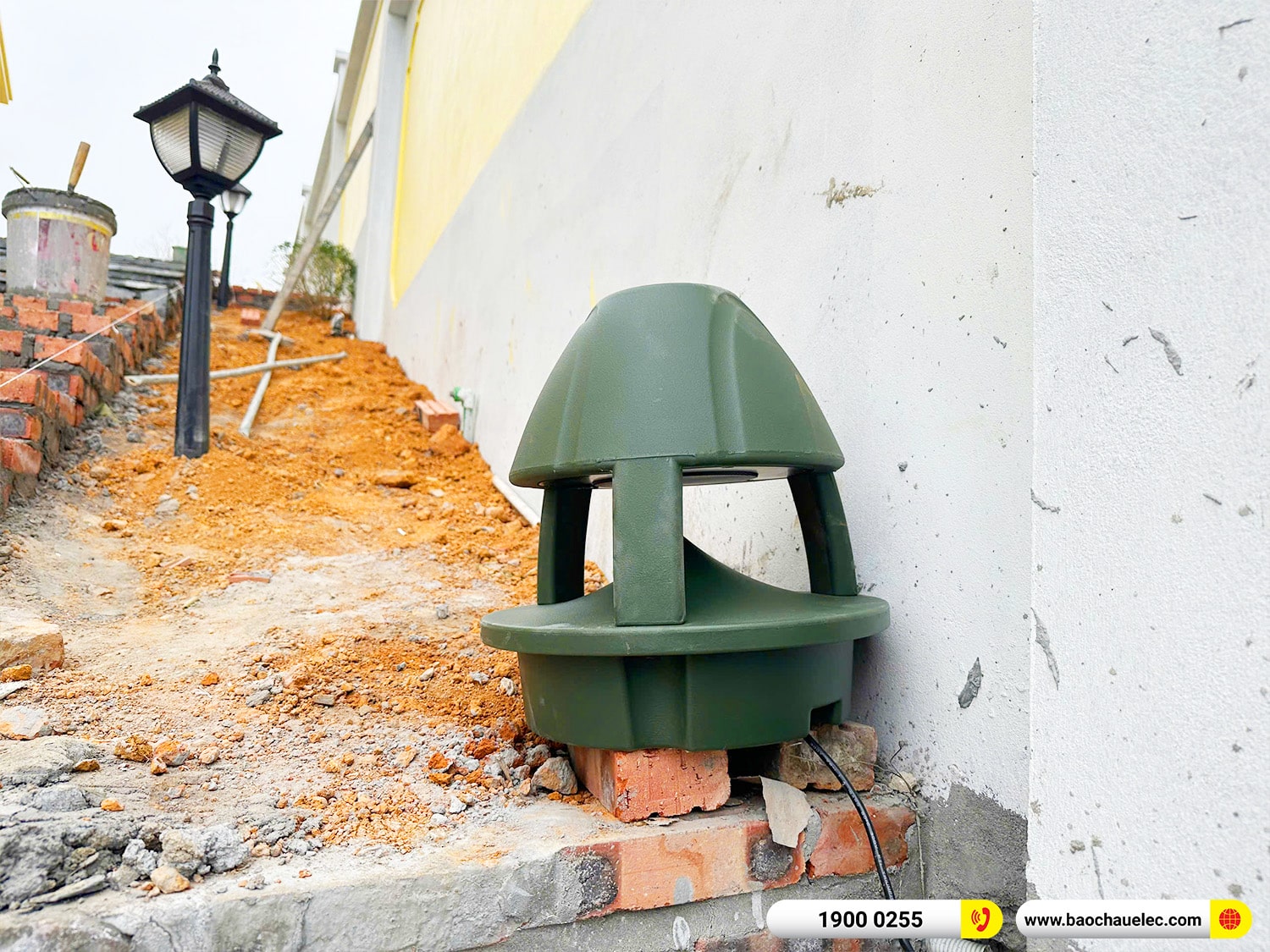 Lắp đặt hệ thống &acirc;m thanh nhạc nền, s&acirc;n vườn RCF cho Biệt thự tại Ba V&igrave; &ndash; H&agrave; Nội 