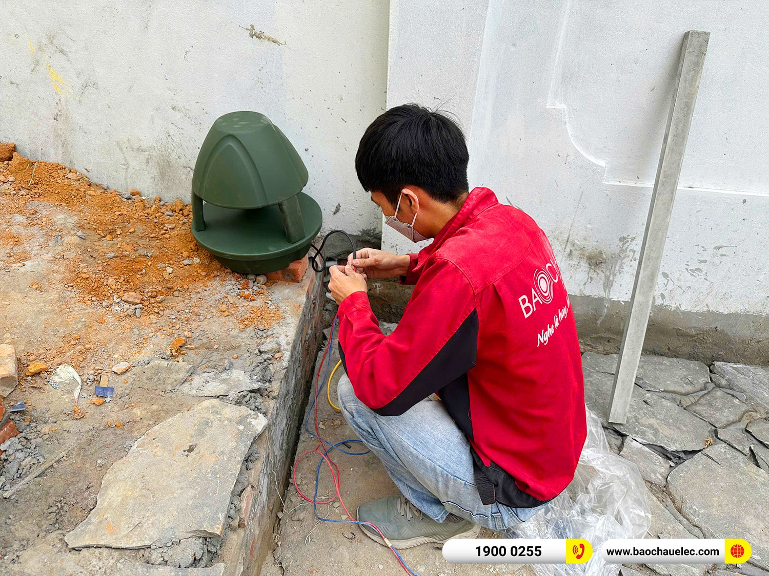 Lắp đặt hệ thống &acirc;m thanh nhạc nền, s&acirc;n vườn RCF cho Biệt thự tại Ba V&igrave; &ndash; H&agrave; Nội